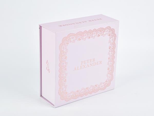 翻盖磁吸礼品盒